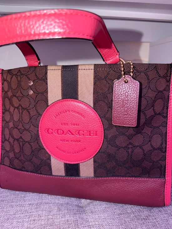 Coach Handbags - Coach Tote